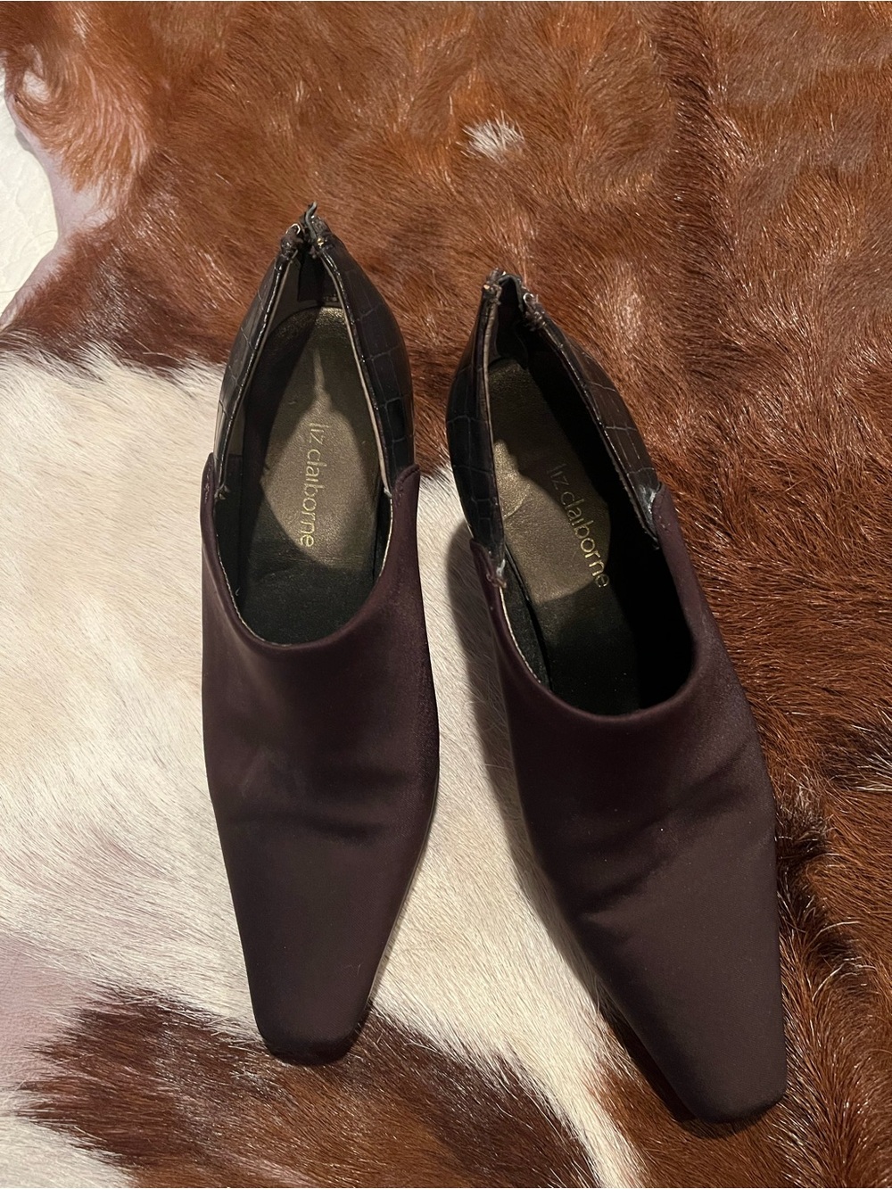Liz Claiborne Women's Dark Brown Pointed Slip-On Heels